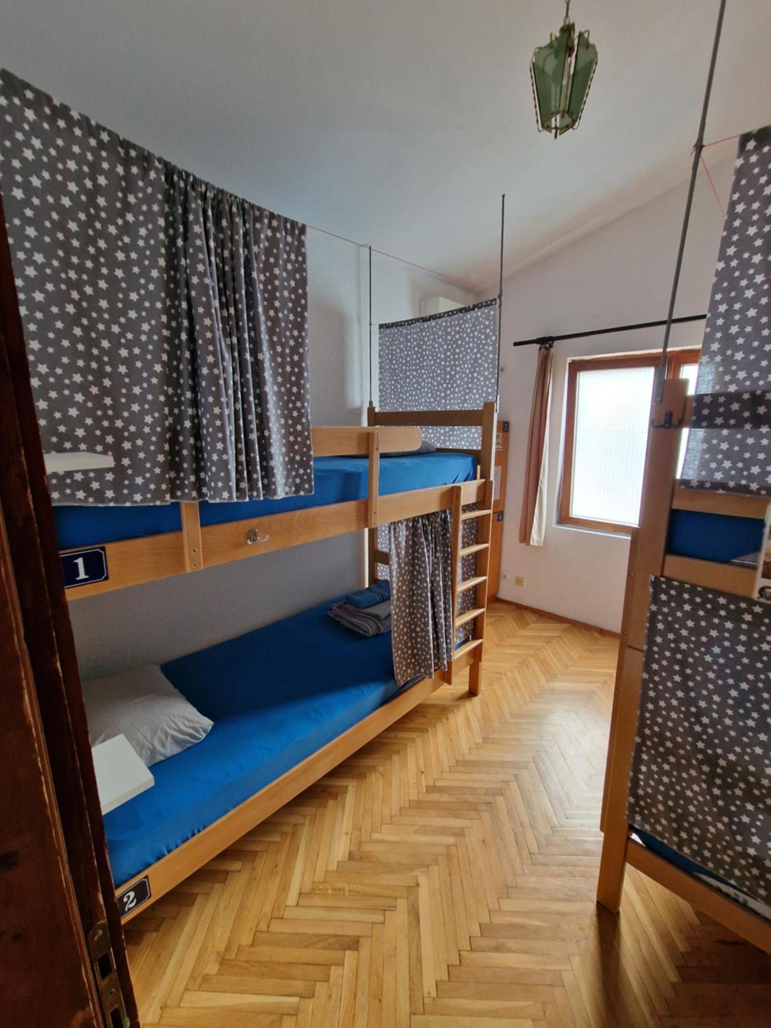 Pirate Backpackers Hostel Ulcinj Luaran gambar